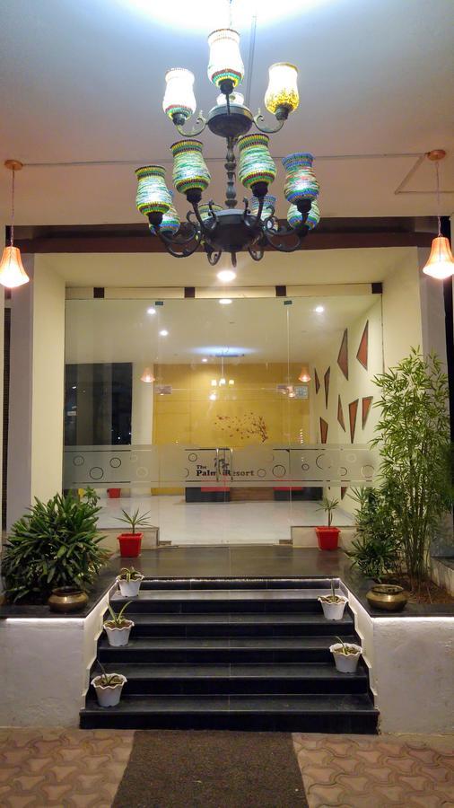 The Palm Resort 皮尔瓦拉 外观 照片